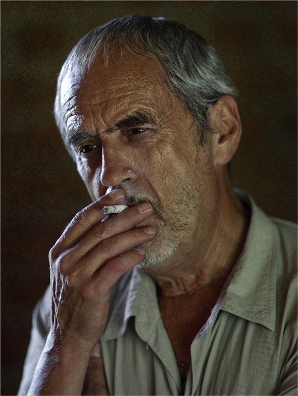 мужчина, портрет, лица, люди, жанровый портрет Огонёк  Жизни... фото превью