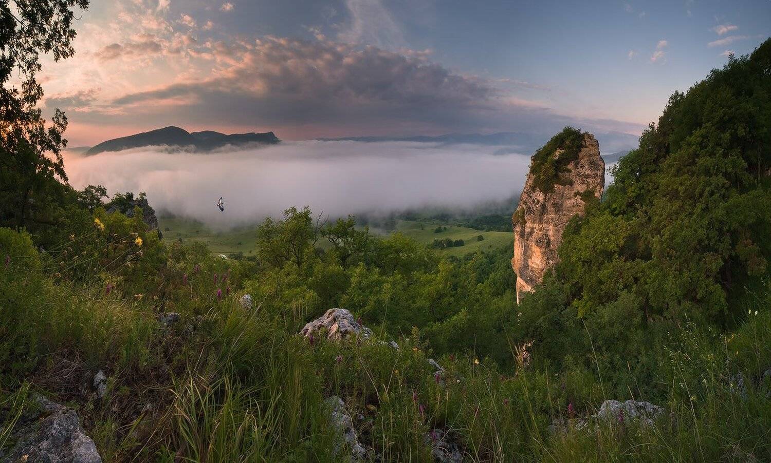 скала, кизинчи, лето, утро, туман, Николай Мысливцев