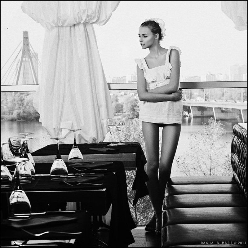 art pictures,photo,photos,nude,art nu,erotic,nu,portrait,portfolio,fashion,glamour,look,look book,style,dasha mari,mode,retro,vogue,black and white,bw,cinema,magazine,beauty,портрет,ню Hotel Noir фото превью