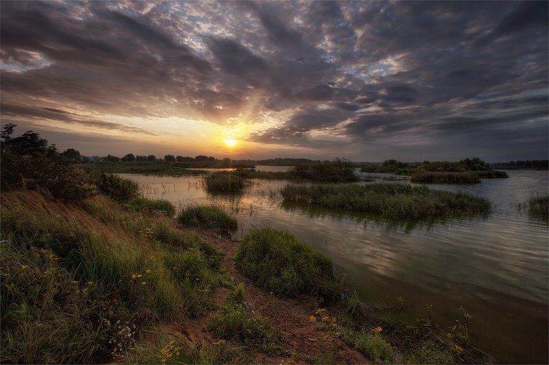 рассвет, озеро, утро тревожное утро фото превью