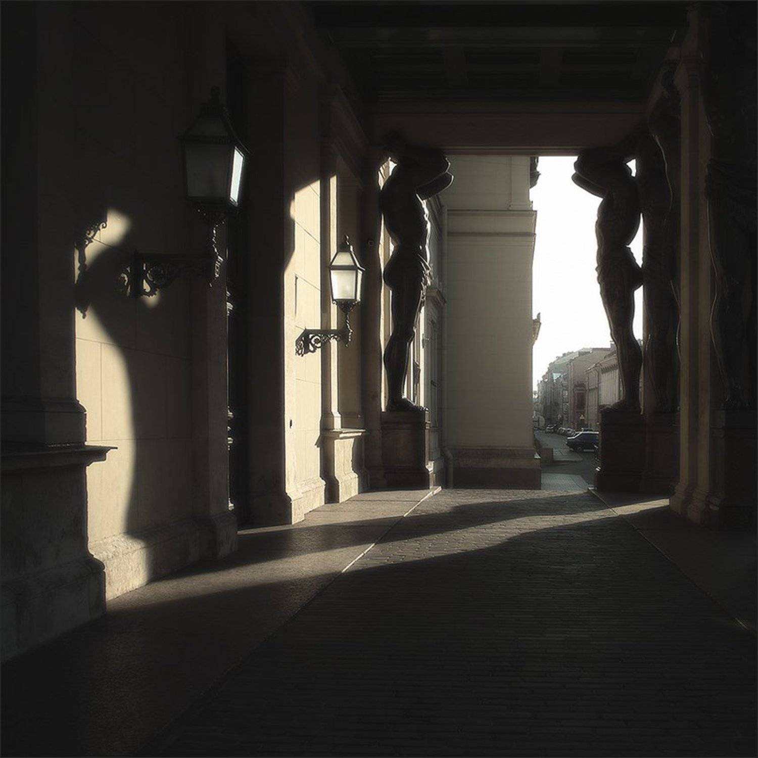 атланты, Михаил Чурбанов