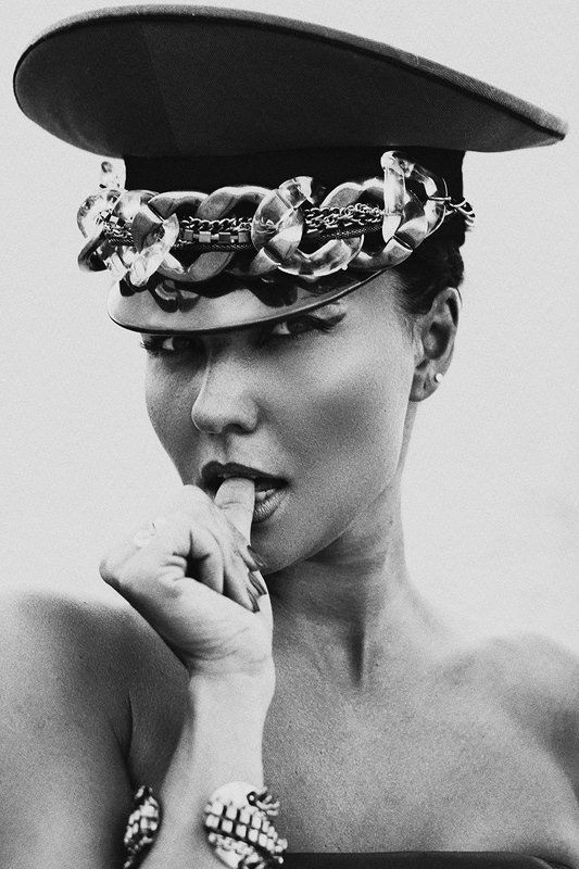 портрет, девушка, мода Police фото превью