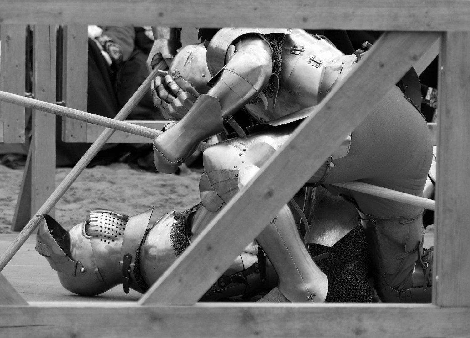 Турнир Святого Георгия, ТСГ, рыцари, лежащий рыцарь, поединок, единоборство, борьба, доспехи, Дмитрий Ткаченко