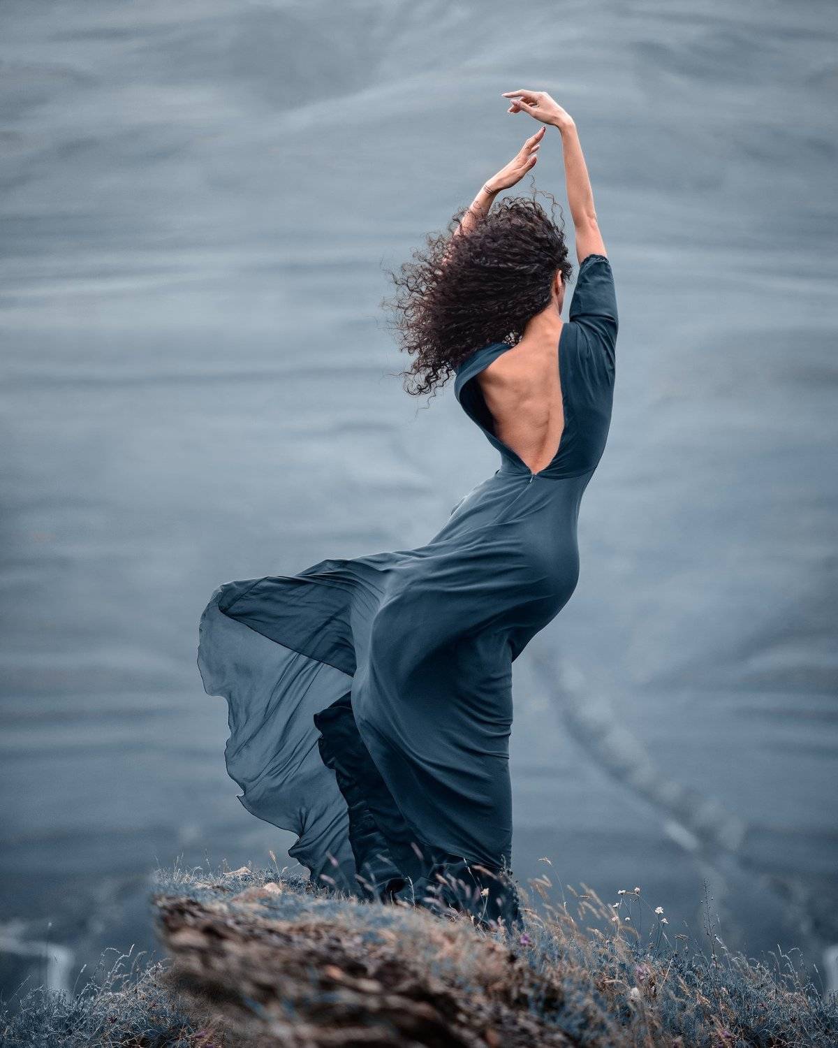 #nature #blue #girl #mountains #beauty #gorgeous #landscapes #amazing #девушка #горы #природа #пейзаж ##dress, Борис Тменов