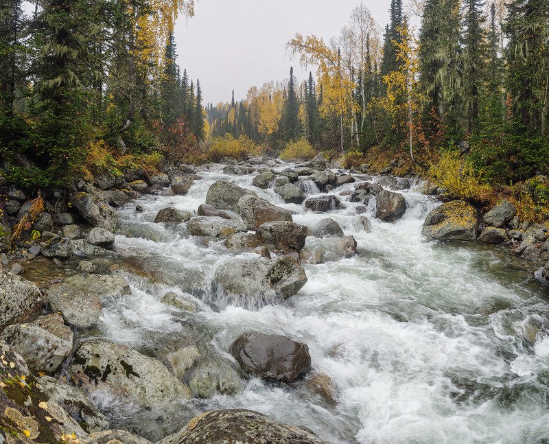 Поднебесные зубья, ручей, Высокогорный Про высокогорный ручей фото превью