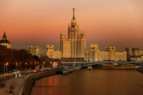 Закат над высоткой