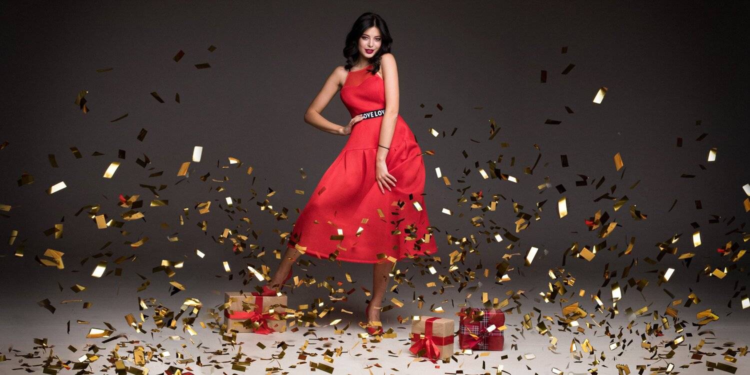 женский портрет,  party, new year, шикарная, красотка. девушка, фэшн, pretty woman, fashion, adult, lips, portrait, girl, attractive, pretty, model, hair, beautiful, natural, female, smile, beauty, studio, lady, elegance, glamour, curly, elegant,, Мелана Романова