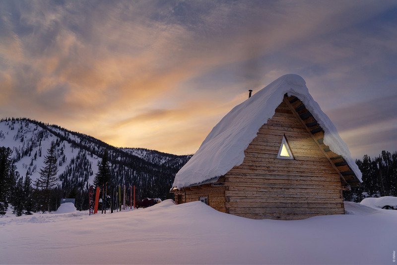 Поднебесные зубья, приют Куприяновский, зима, домик Про домик в тайге фото превью