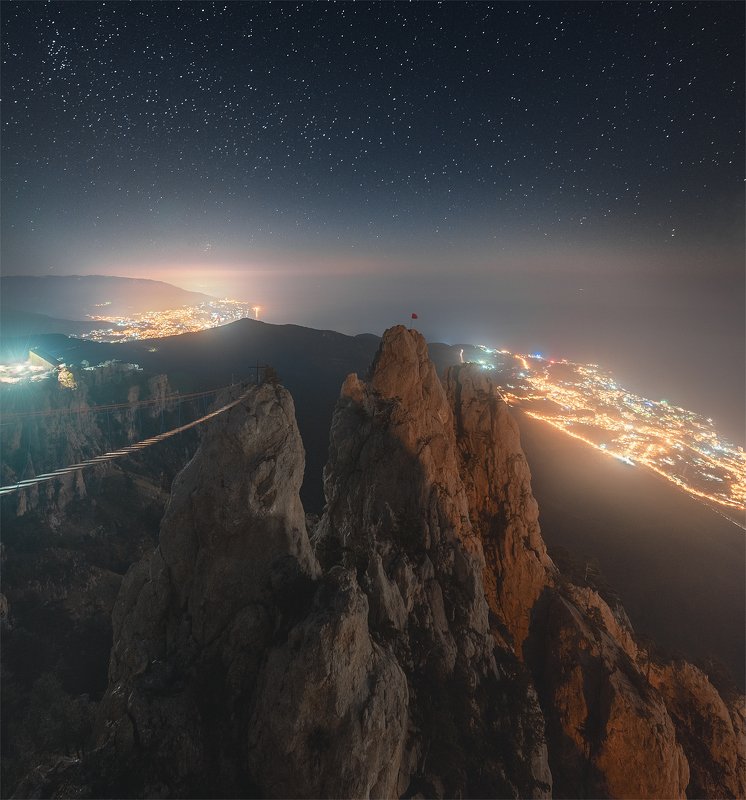 крым, зубцы ай-петри, ай-петри, ночь, ялта Зубцы Ай-Петри фото превью