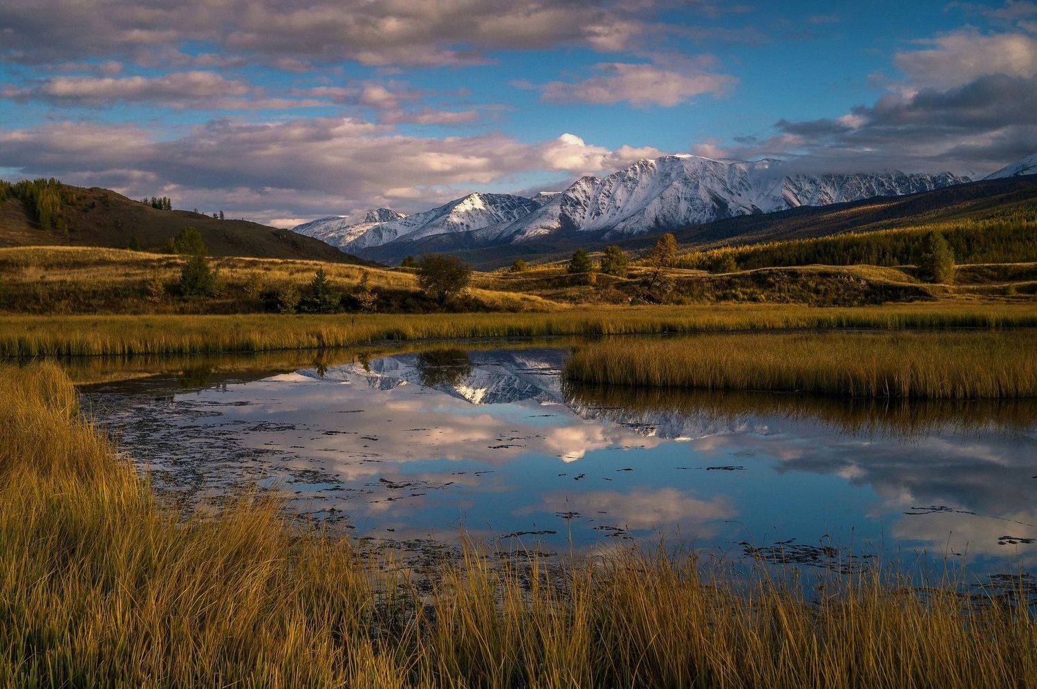 природа  алтай  горы пейзаж путешествие осень тени северо-чуйский хребет отражение озеро джангысколь, Людмила