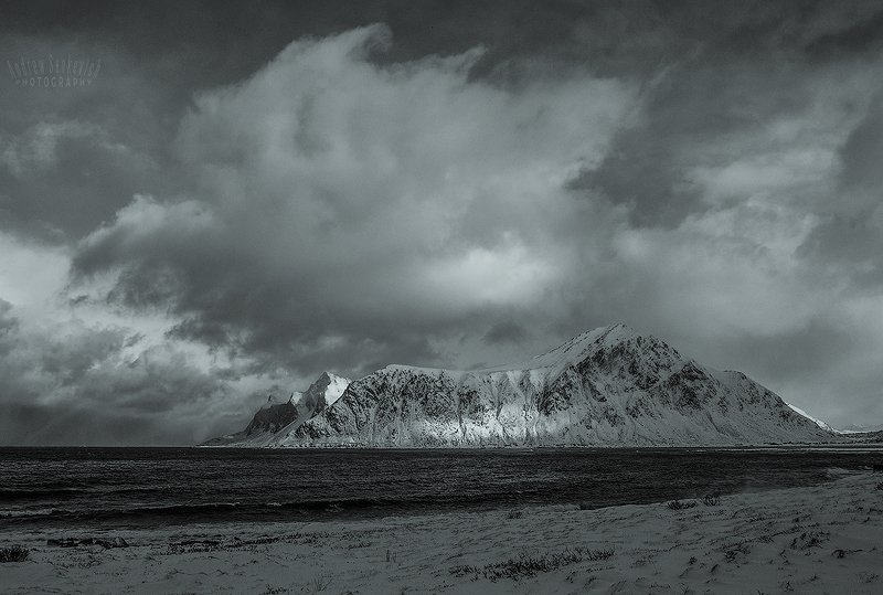 Лофотены в чб фото превью
