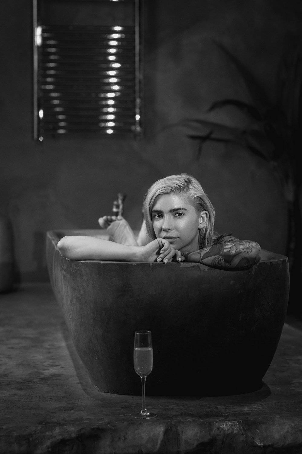 портрет девушка  красота нежность взгляд ванная студия, Юрий Захаров