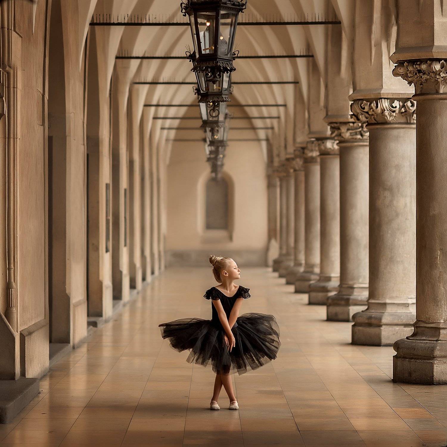 , Елена Михайлова