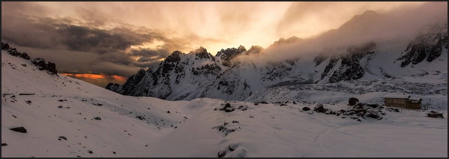 горы, алматы, алма-ата, туюксу, свобода, путь, выбор, альпинизм, утро, восход, облака, Vitaliy Rage