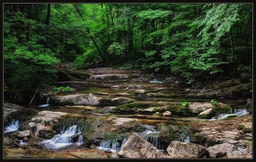 По ступенькам горного ручья...