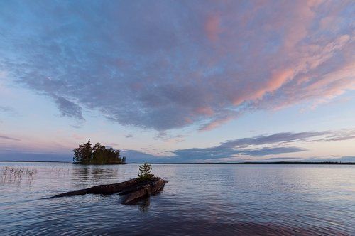 Рассвет в краю озер