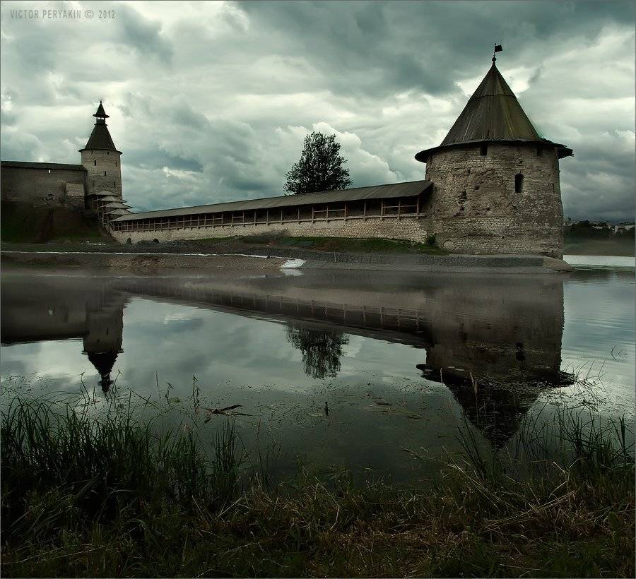 псков, кремль, путешествия, старина, башни, река, велиеая, Виктор Перякин