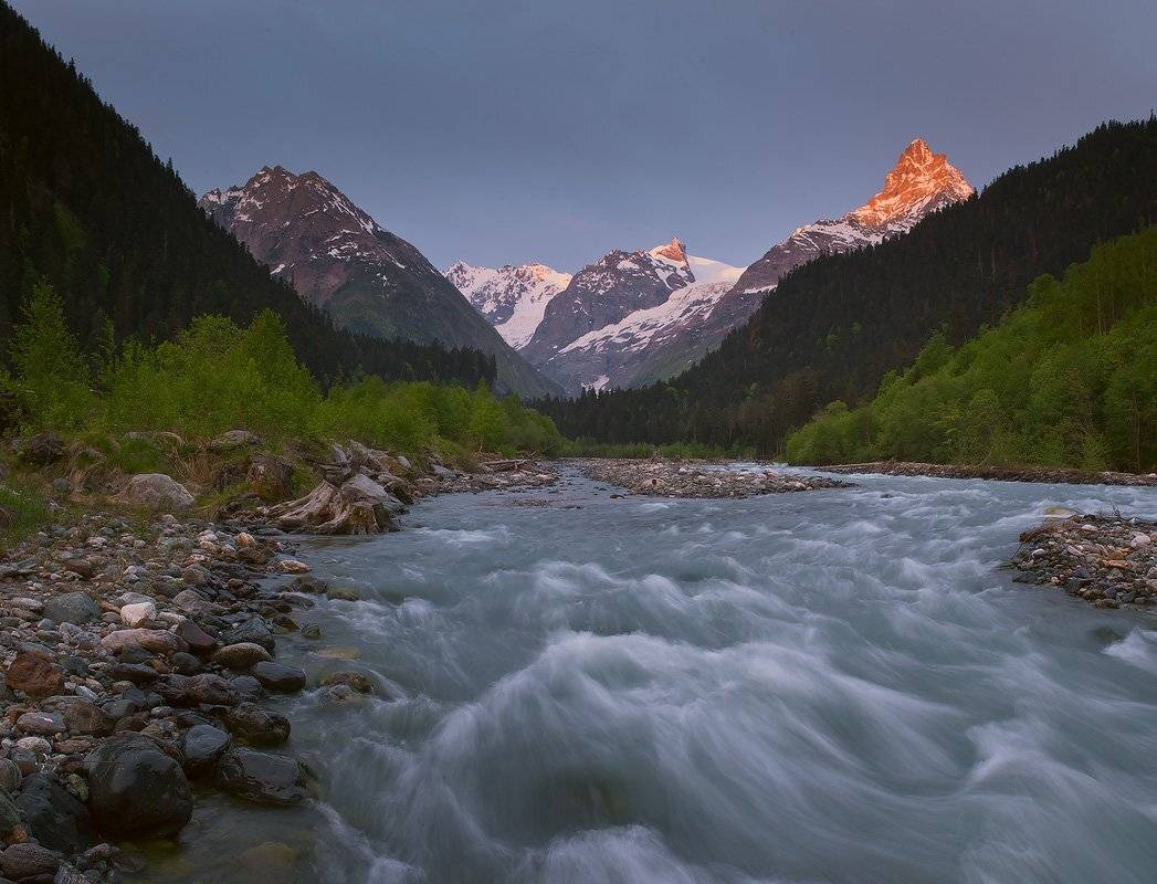 кавказ, домбай, утро, май, аманауз, белалакая, Николай Мысливцев
