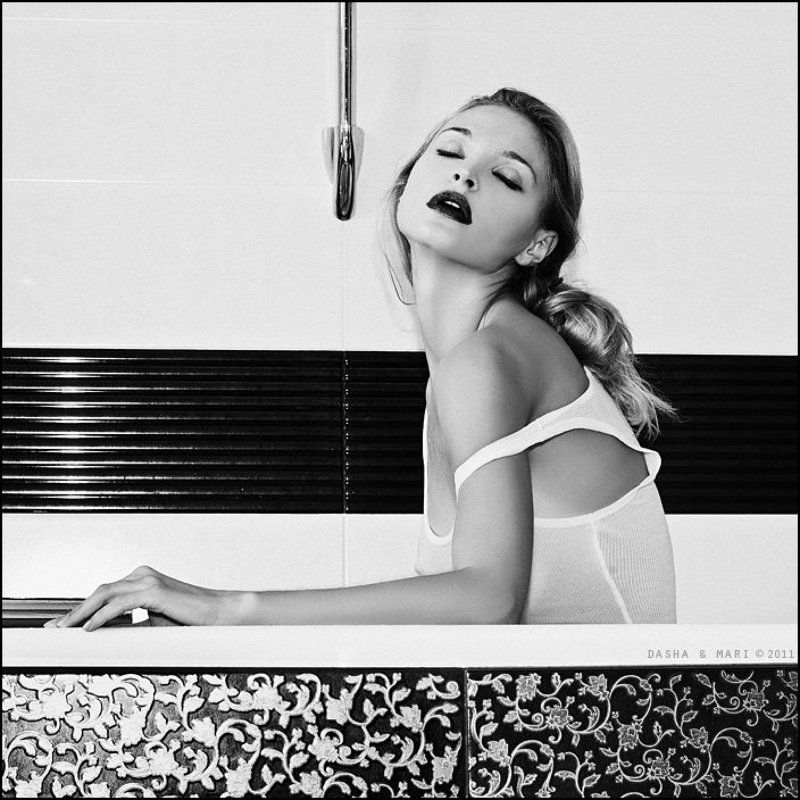 art photo, art nu, nude, erotic, woman, sensuality, bw, portrait, glamour, портрет, ню Hotel Noir фото превью