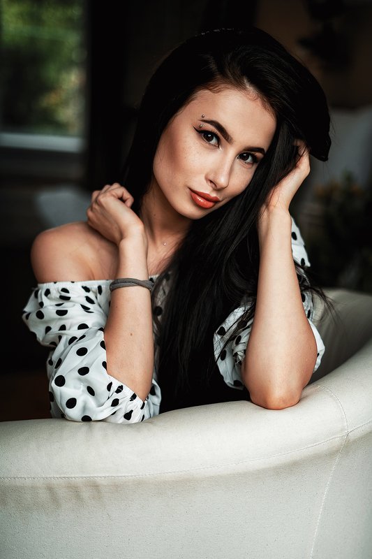 портрет Alina фото превью