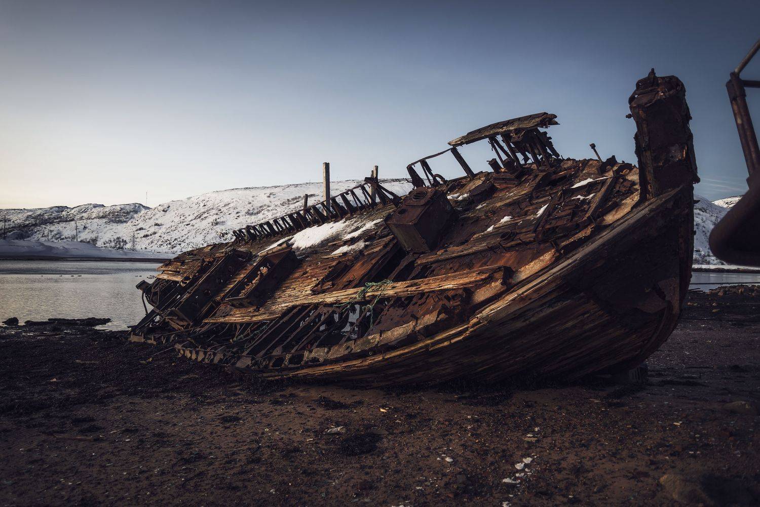 abandoned north polar cold crushed ocean coastline, Егор Бугримов