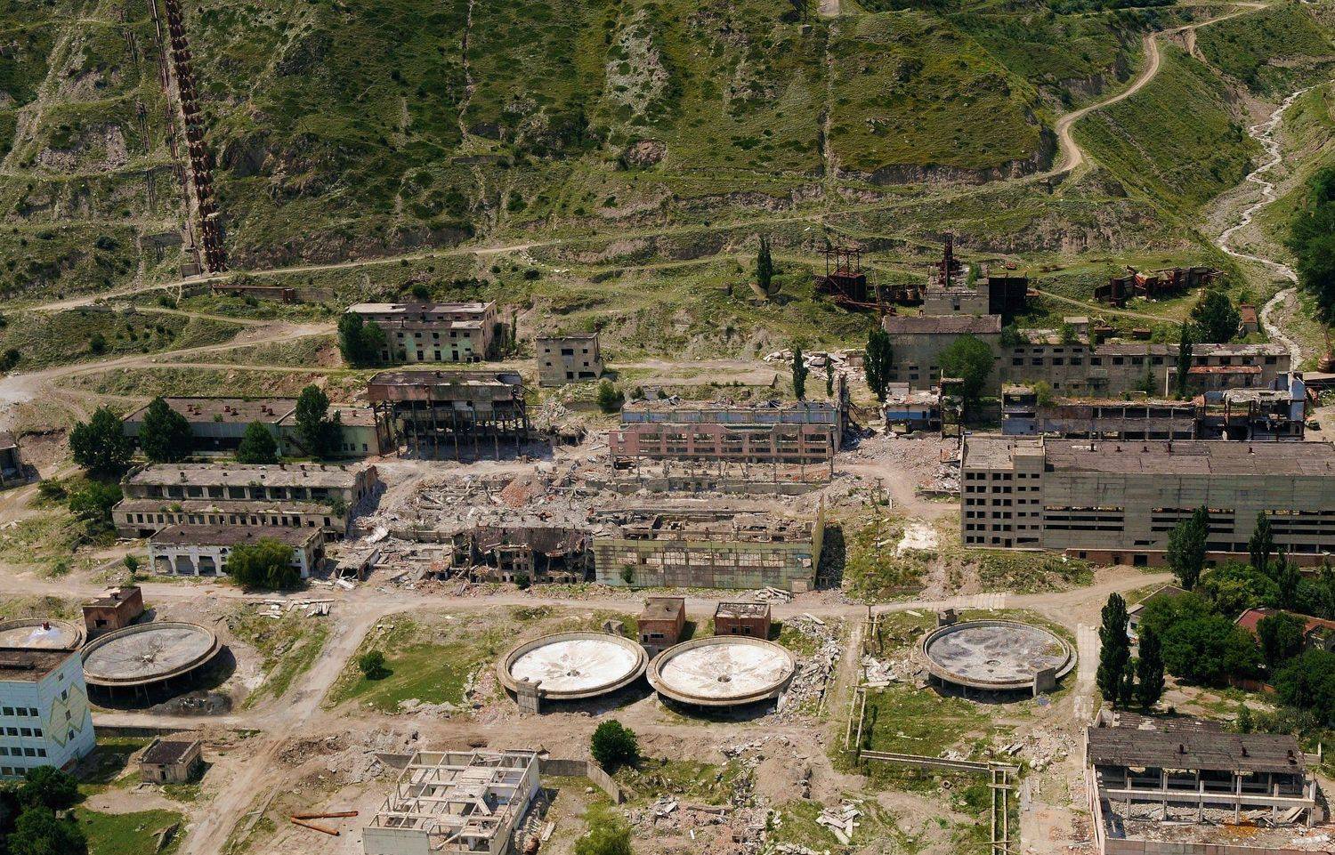 Кабардино-Балкария, Баксанское ущелье, Приэльбрусье, Тырныауз, вольфрамо-молибденовый комбинат, ivan