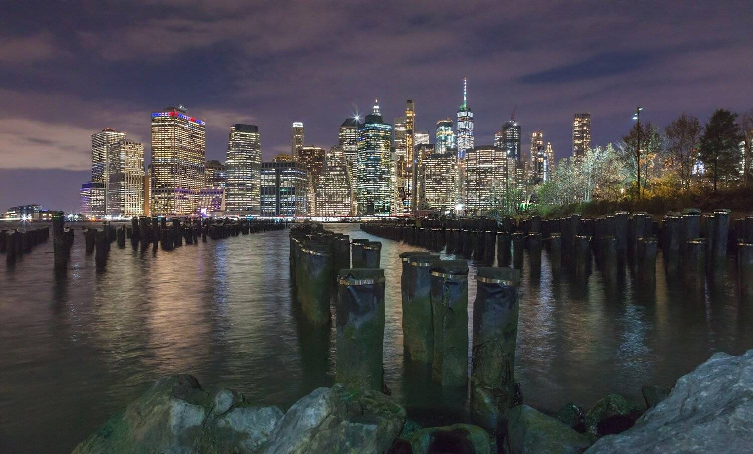 город,нью йорк, манхэттен,архитектура,ночь,отражения,река,истривер,огни,, Антонина Яновска