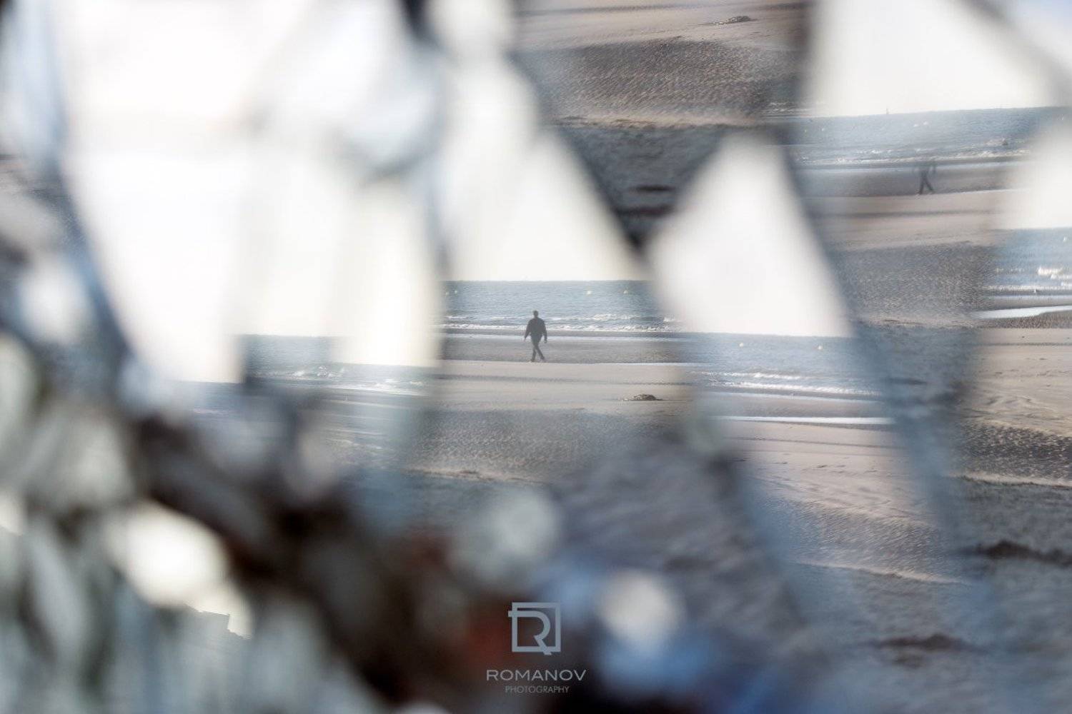 Люди, Город, Пригород, улица, размытие, Час Пик, мужчина, человек, движение, день, стекло, осколок, небо, зеркало, сломанный, Дюнкерк, Франция, горизонт, пляж, море, Валерий Романов