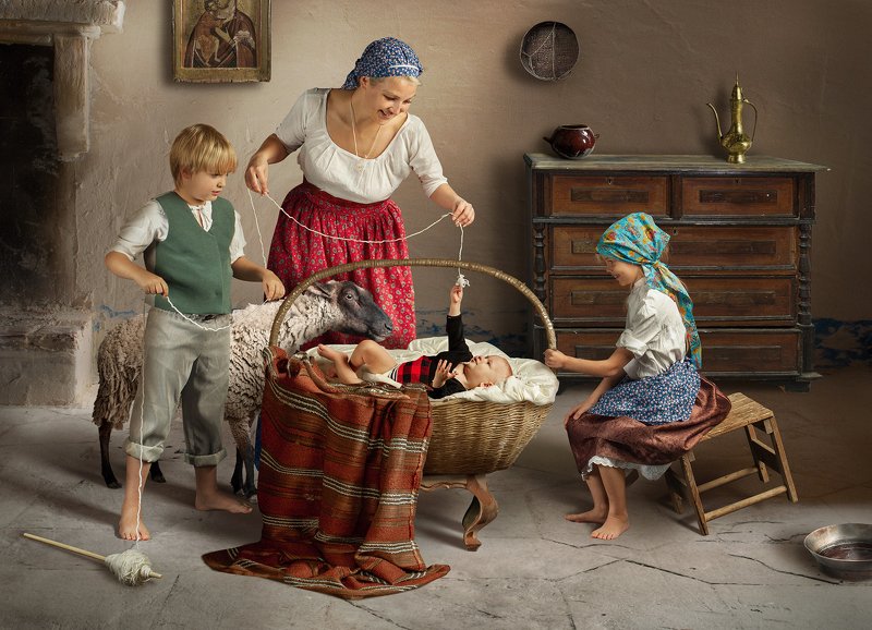 Playing with a child фото превью