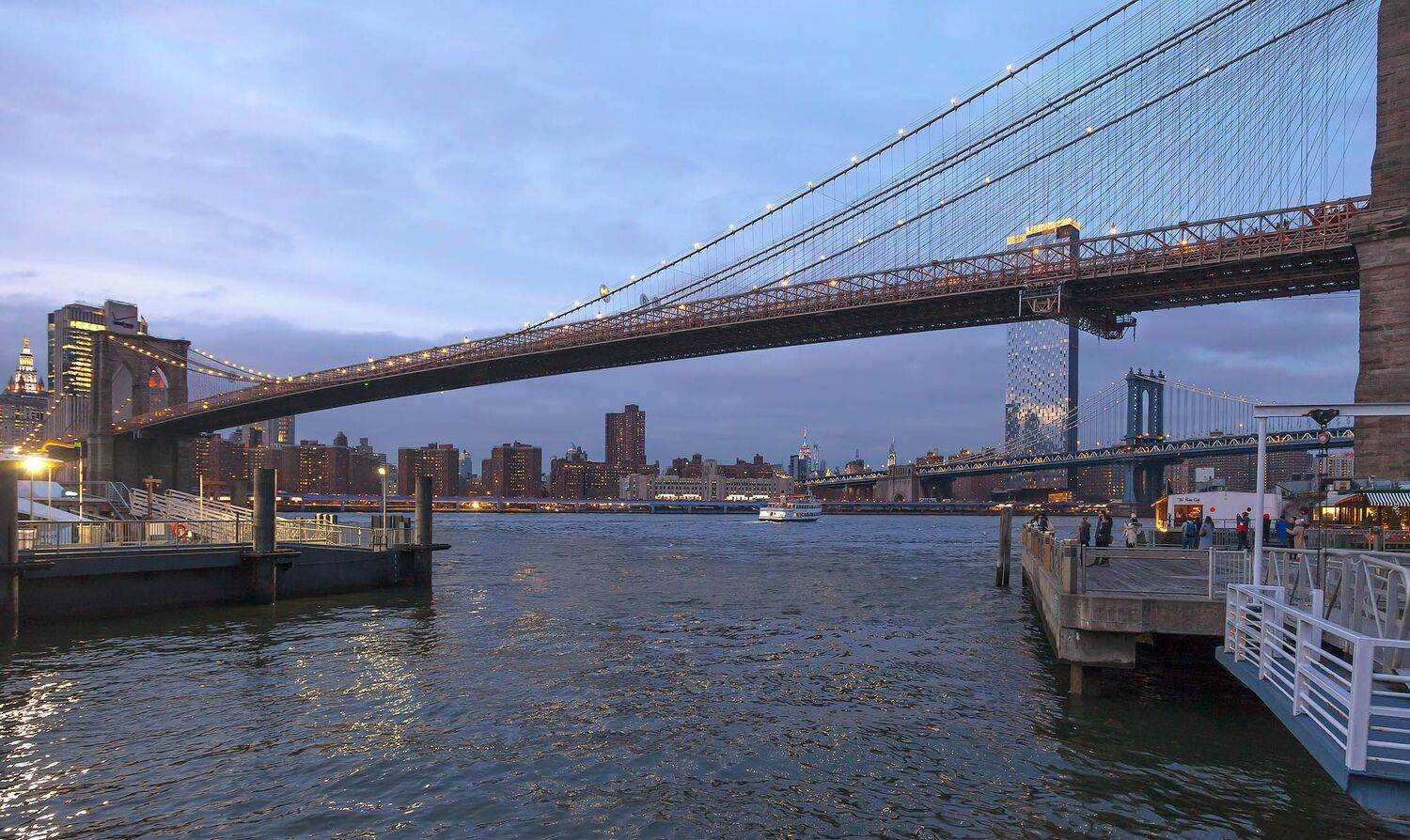 город,нью йорк, манхэттен,архитектура,ночь,отражения,река,истривер,огни,мост, бруклинский мост,, Антонина Яновска