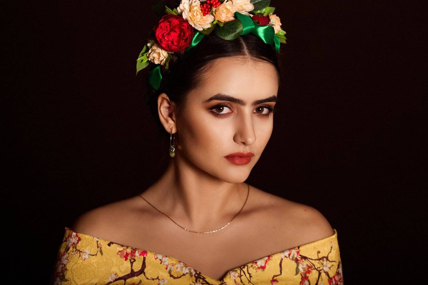 портрет, женский портрет, Фрида Кало, художница, Мария Братан