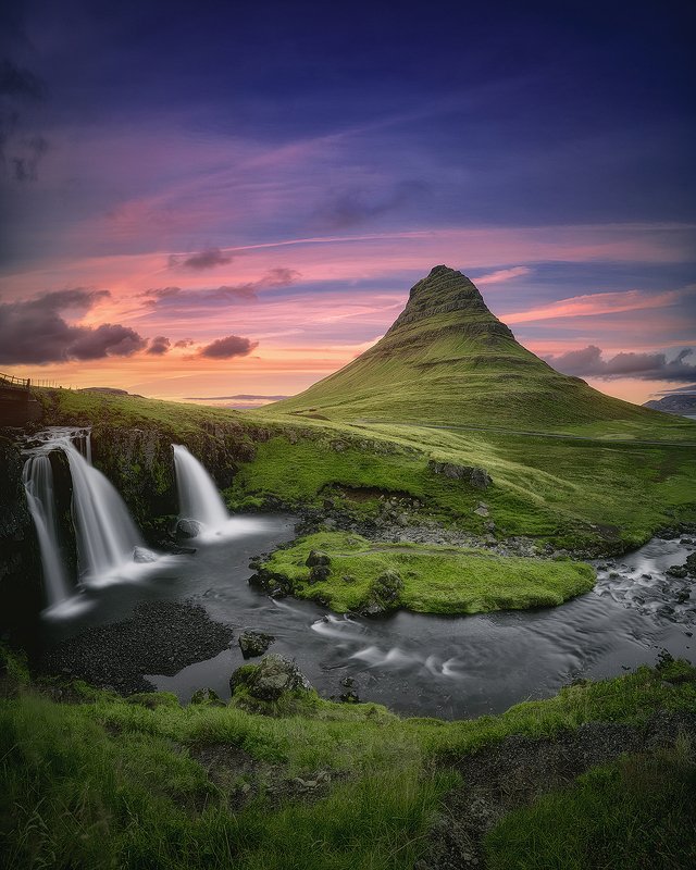 Kirkjufell, Iceland фото превью