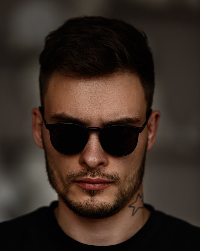 портрет, мужской портрет Александр фото превью