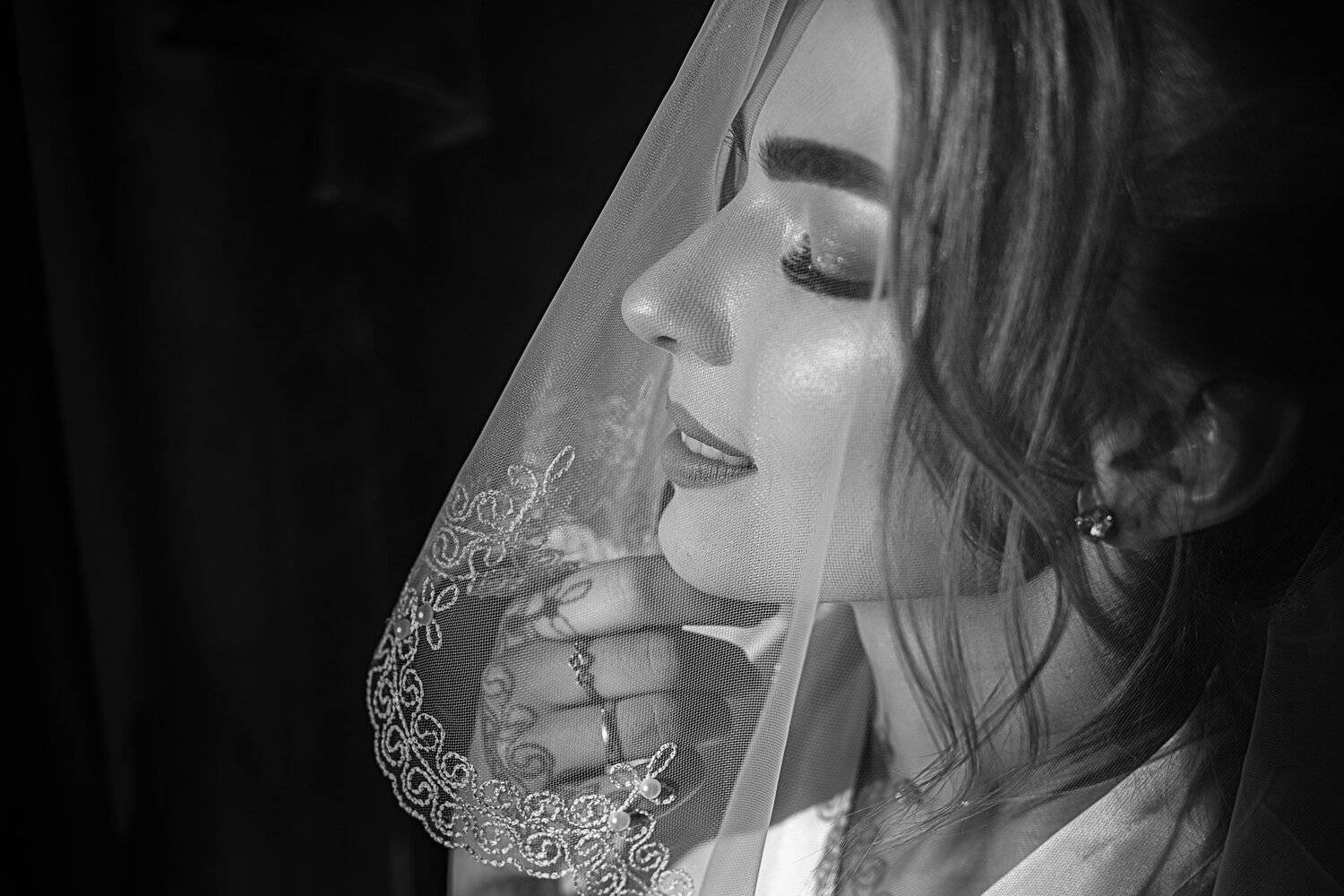 свадьба, свадебная фотосессия, невеста, ч/б, солнце, свет, осень, ноябрь, утро невесты, Владимир Васильев