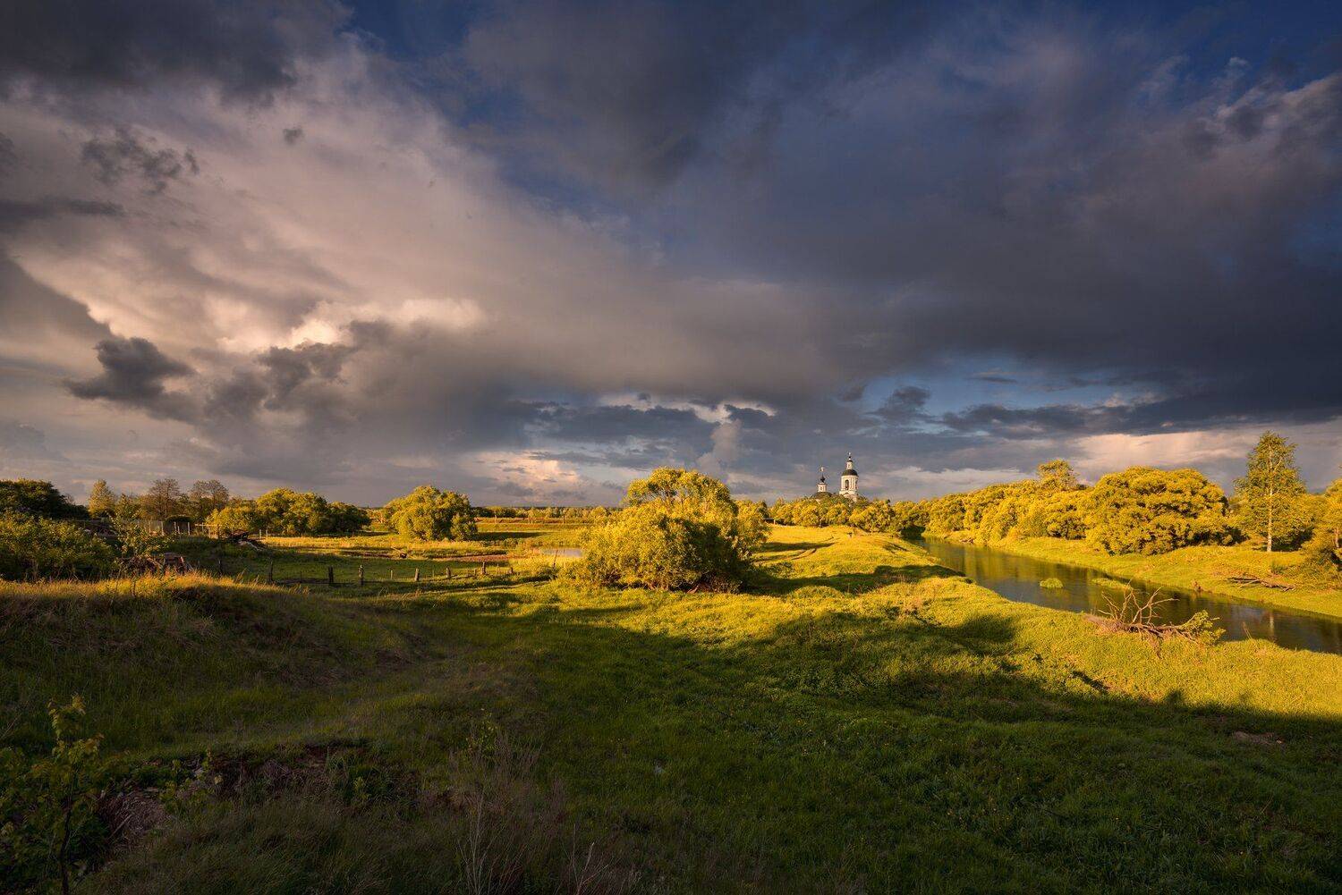 вечер,закат,весна,облачность,свет,небо,облака,гроза,река,фёдоровское, Виталий Полуэктов