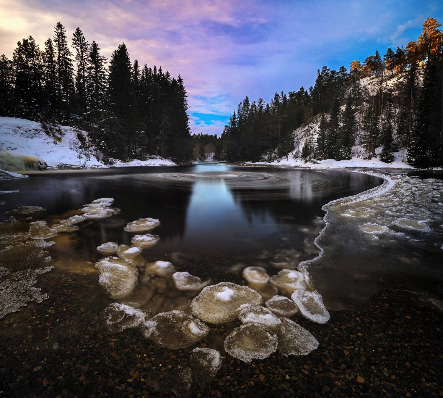 norway,norwegian,winter,freezing,river,shoreline,frost,water,long exposure., Adrian Szatewicz