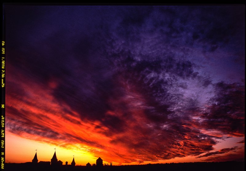 ancient; architecture; attraction; blue; building; capital; castle; citadel; city; cloud; cloudscape; dark; dreamy; europe; european; famous; fantasy; fort; fortress; heritage; hill; historic; historical; history; landmark; landscape; medieval; nature; ni medieval castle or stronghold silhouette and beautiful sunset. Tourism in Europe фото превью