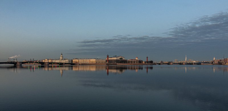 Санкт-Петербург, город, отражение, архитектура, река, вода, утро Санкт-Петербург в зеркале Невы фото превью