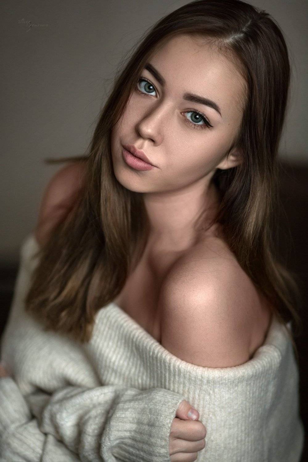 , Элина Гаманова