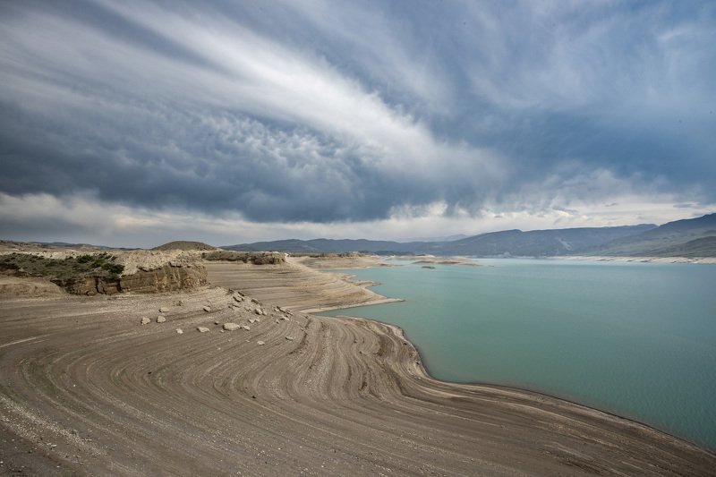 водохранилище, пейзаж, берег, линии, пейзажная фотография, пейзажный фотограф, Россия, Дагестан Чиркейское водохранилище фото превью