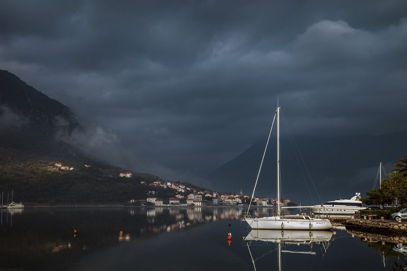 черногория, природа, путешествие Затишье в Боко-Которской бухте фото превью