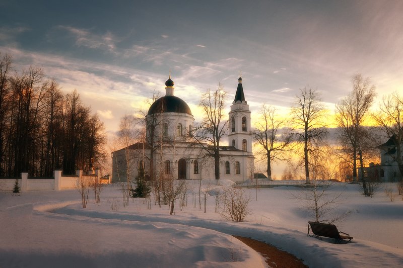 подмосковье, храм, зима, вечер, закат, церковь В тиши у храма фото превью