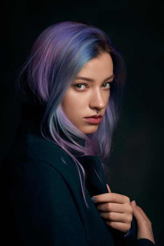portrait, girl, lowkey, black, beautiful, pretty, eyes, lips, purple hair, blue hair Даша фото превью