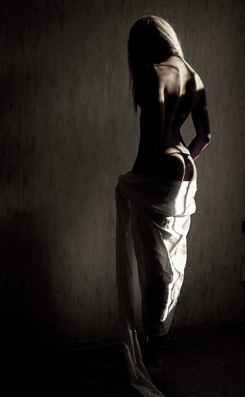 тело женщина тени ягодицы девушка Екатерина фото превью