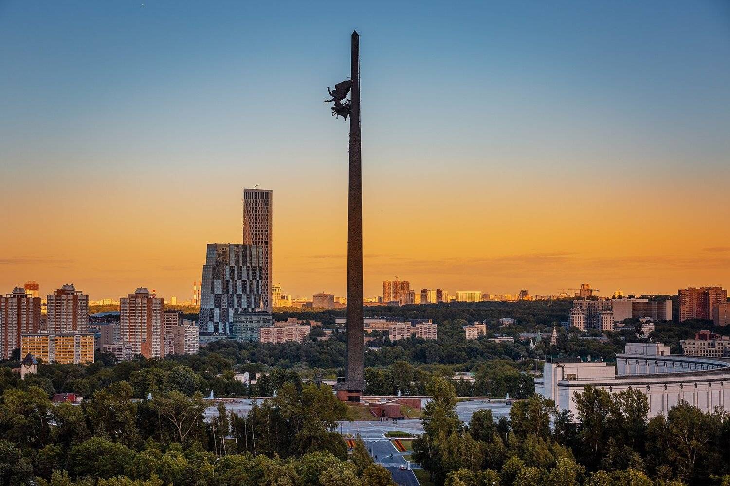 скульптура, ника, москва, зао, поклонная, гора, музей, высотка, мосфильмовская, sculpture, nika, moscow, poklonnaya, mountain, museum, skyscraper, mosfilmovskaya, Юрий Шурчков