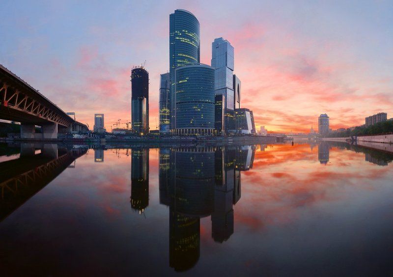 Сити на рассвете фото превью