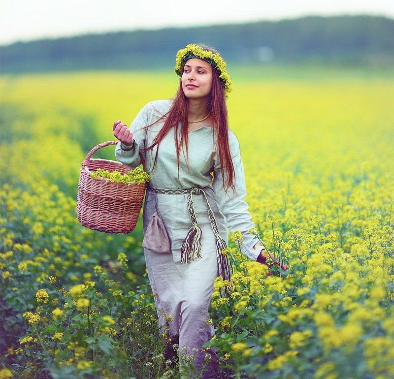 На лугу. фото превью