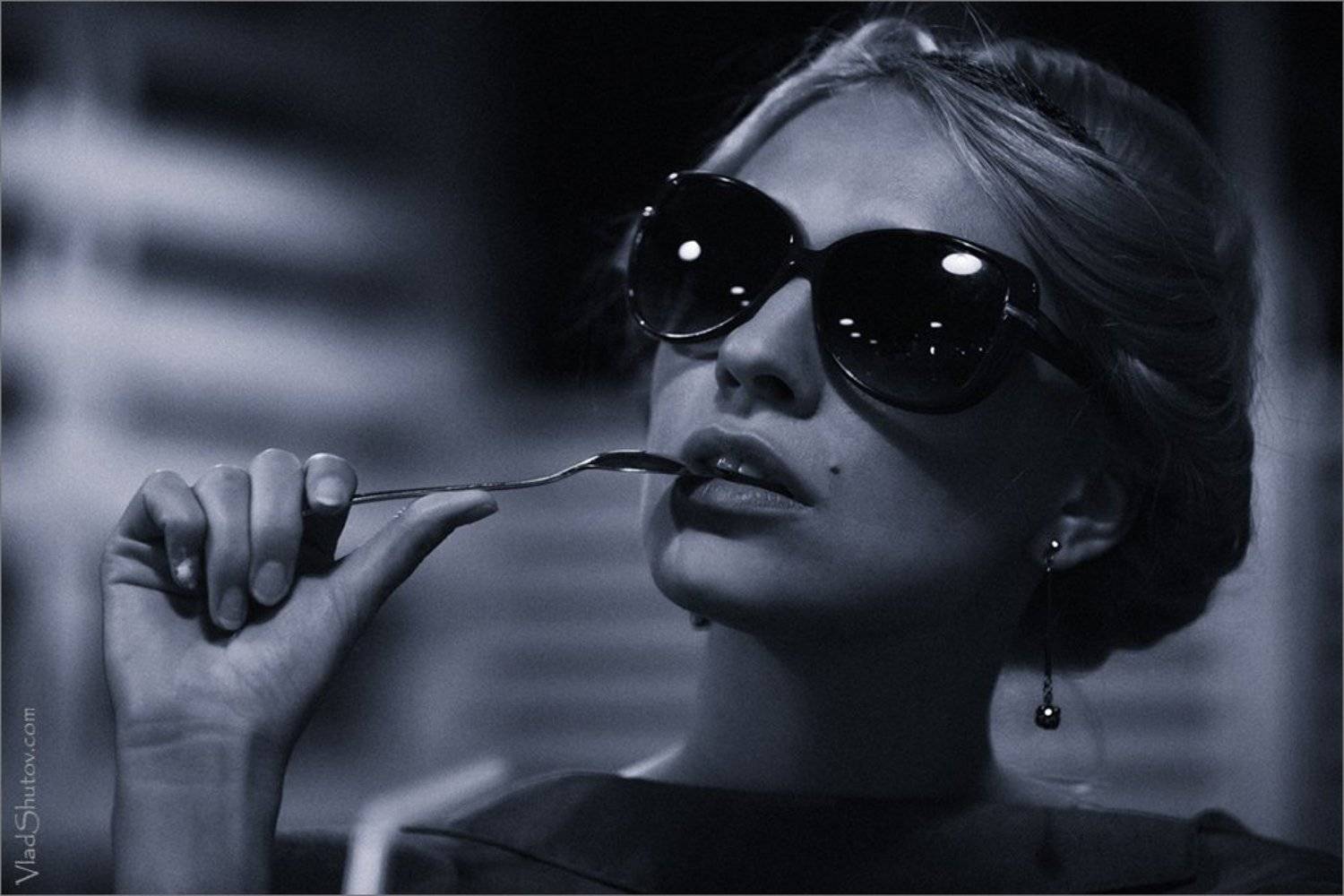 , Влад Шутов