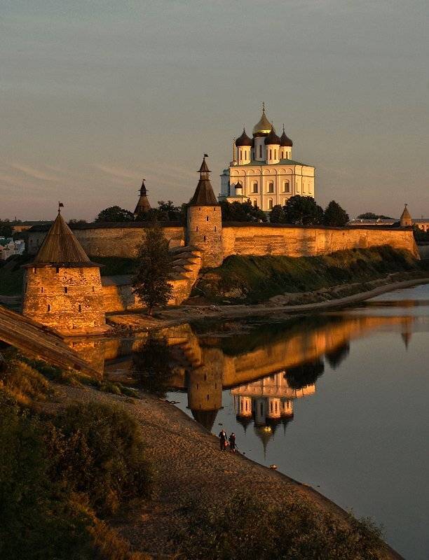 псков, кром, закат, Yuri Ivanov