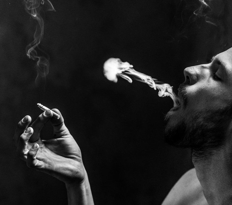 White Heart & Black Hand фото превью